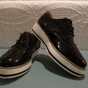 Wingtip Oxfords Lace-up Platform Shoes